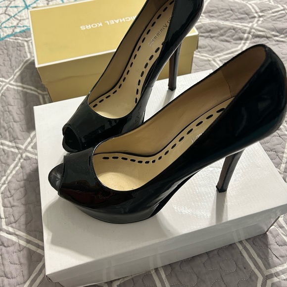 Enzo Angiolini Shoes Enzo Angiolini Platform Heel Poshmark